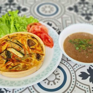 QUICHES